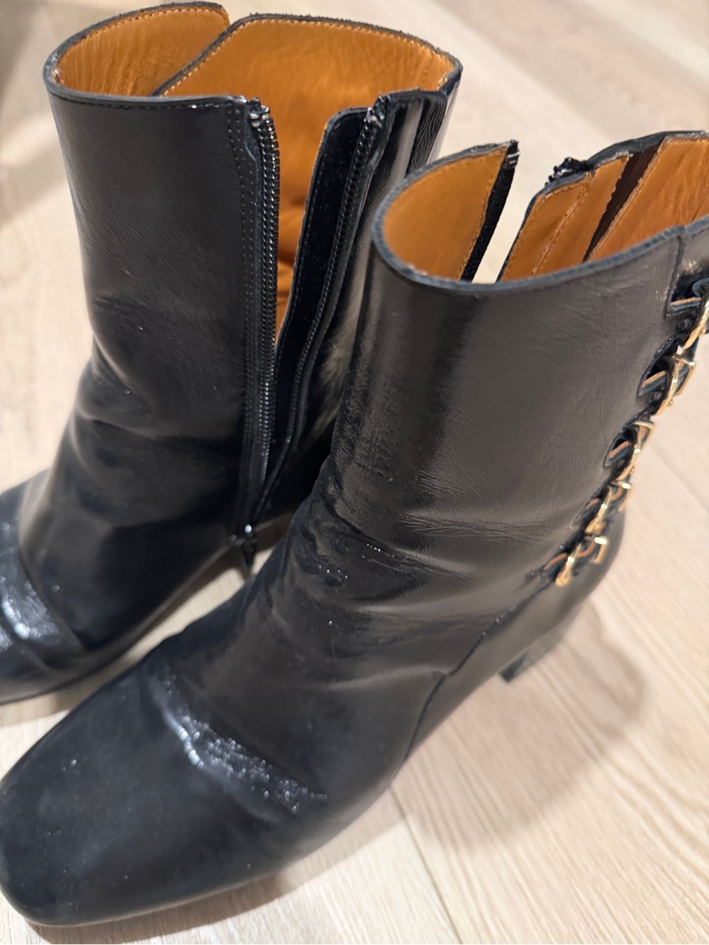 Sezane Leonie Mid Boots Patent Black - Size 8 EUC - Picture 5 of 7